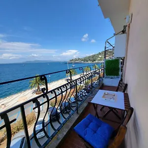 https://tocco-di-mare.it-tuscanyhotel.com