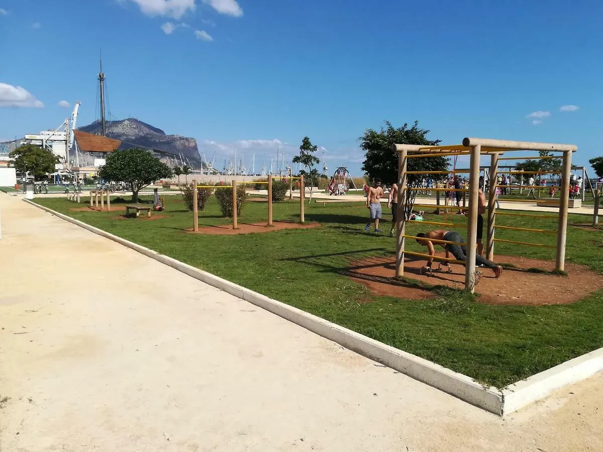 Calanova House Villa Palermo 0*,